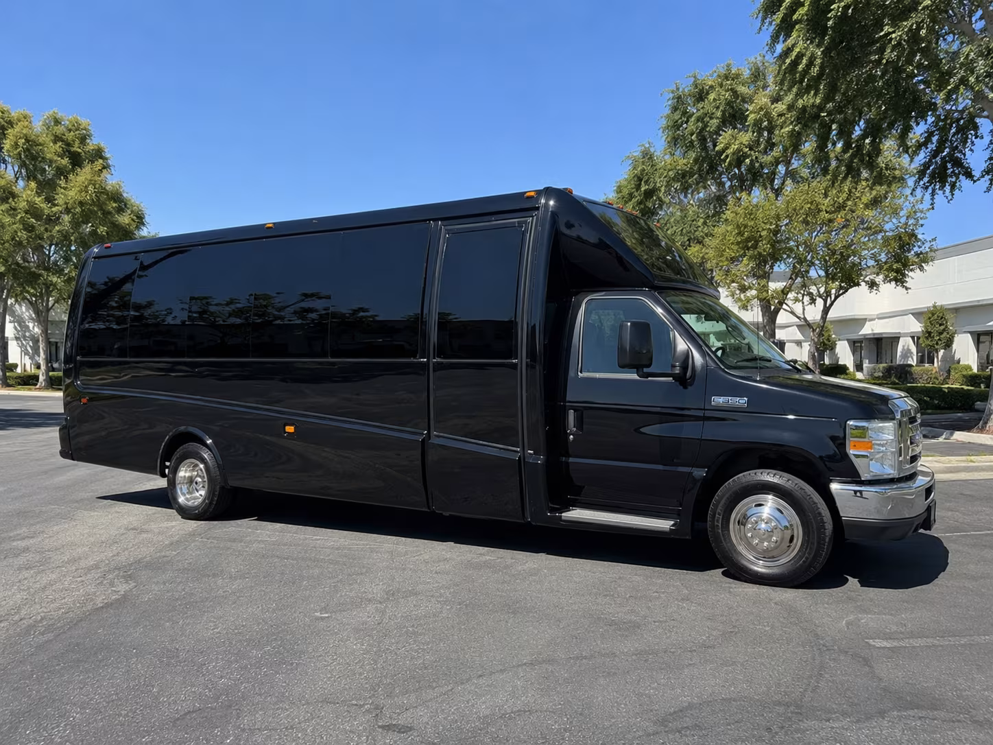 vallejo corporate retreat shuttle bus rentals
