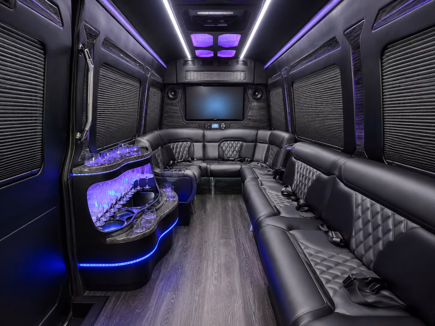 vallejo custom day trip and driving tour bus rentals
